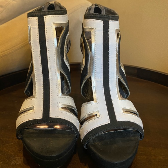 Night out heels - Picture 2 of 4